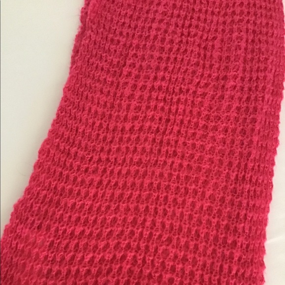 New Soft Ultraviolet Pink Knitted Infinity Scarf - Picture 2 of 3
